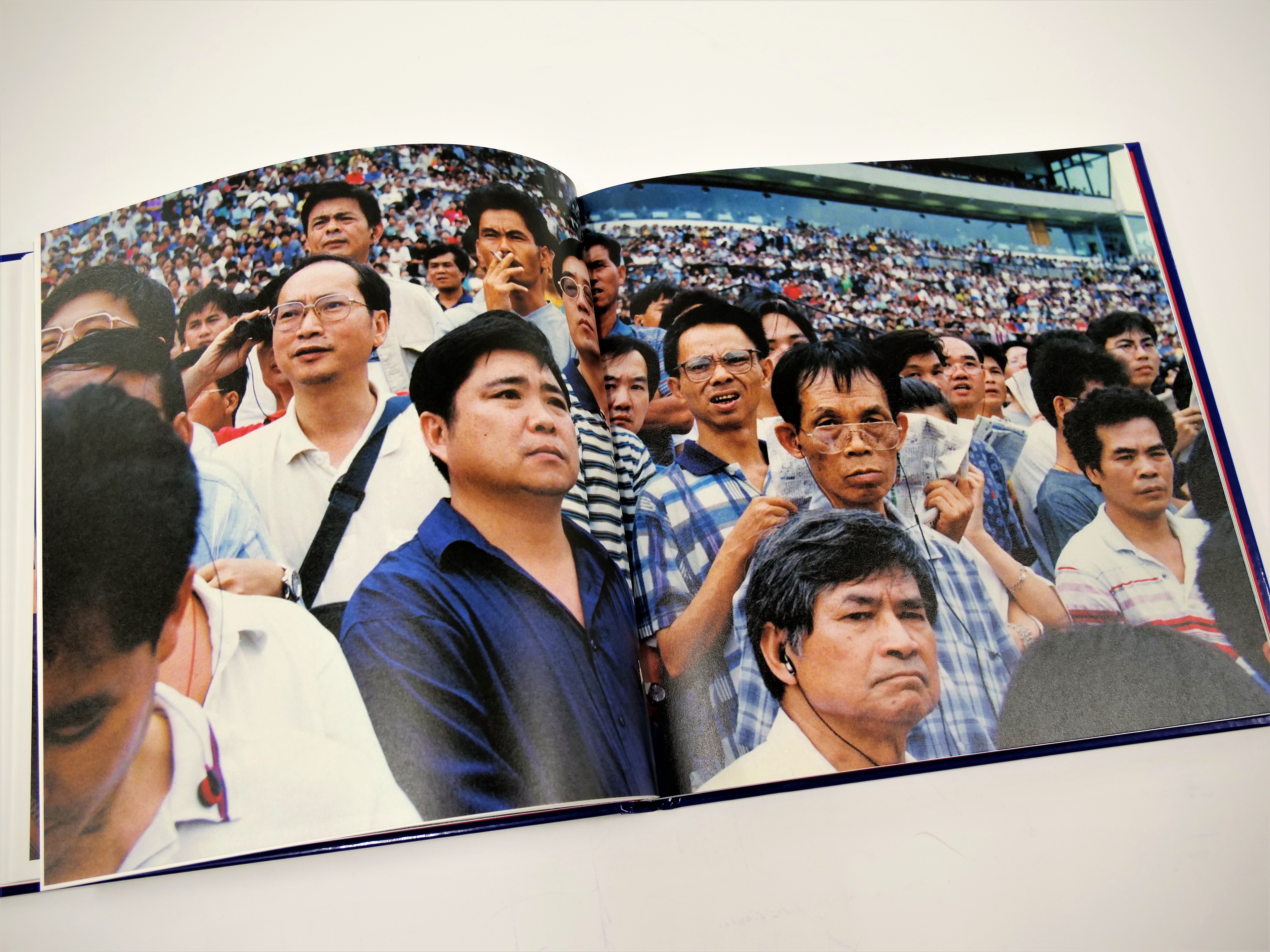 香港返還——激動する香港の1997年をありありと記録した写真集 - 東京印
